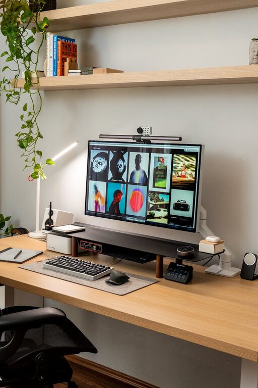 How to Create a Relaxing Home Workspace for Better Focus
